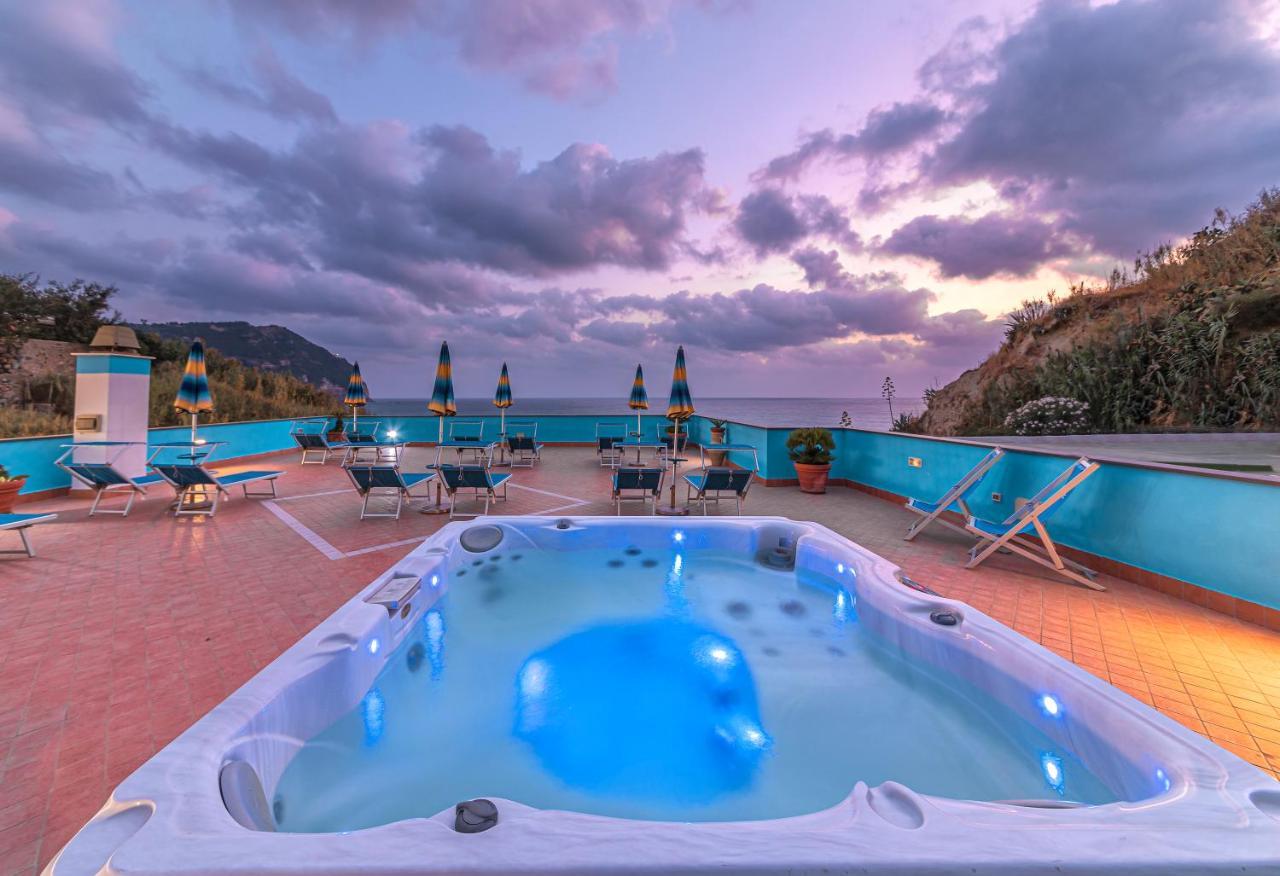 Hotel Cava Dell'Isola Forio  Bagian luar foto