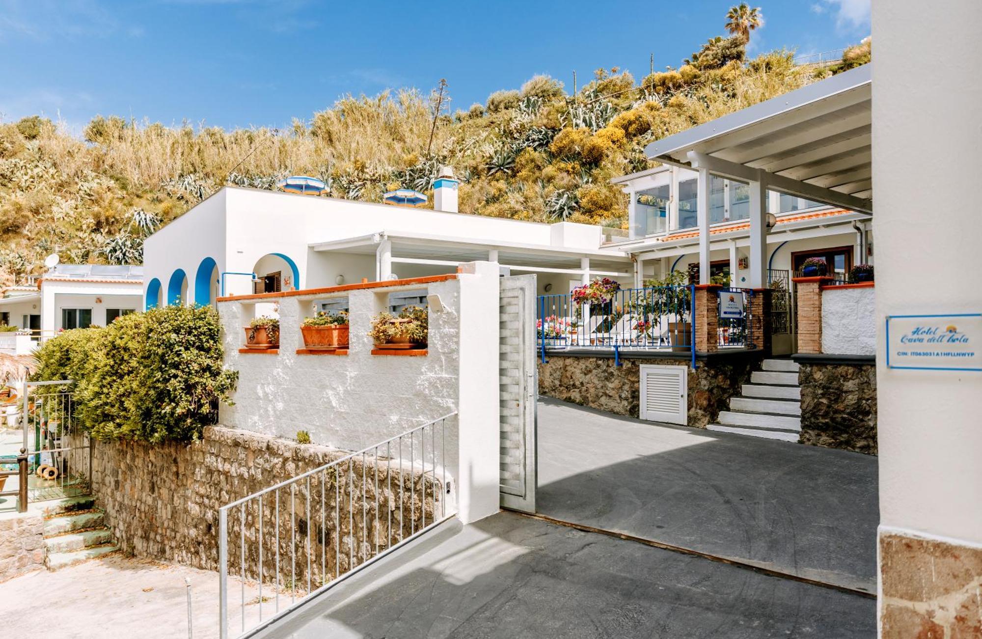 Hotel Cava Dell'Isola Forio  Bagian luar foto