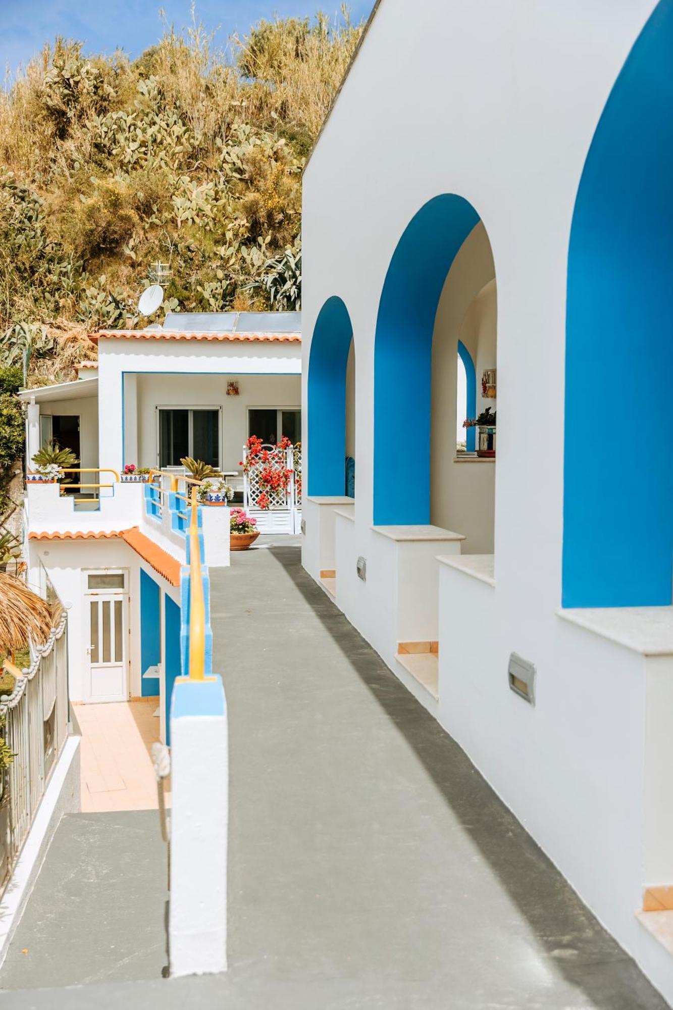 Hotel Cava Dell'Isola Forio  Bagian luar foto