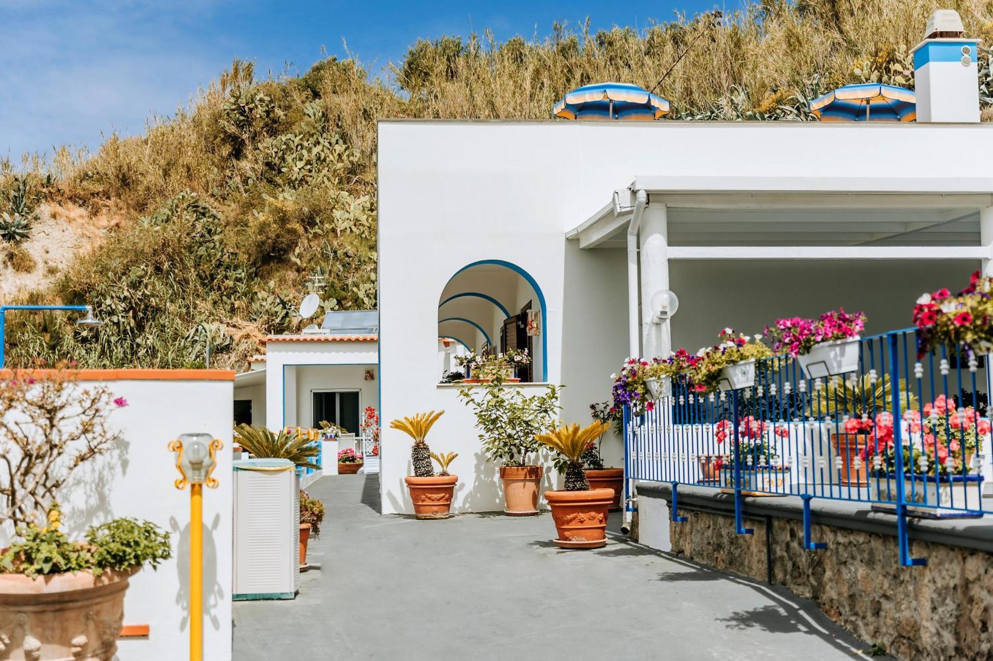 Hotel Cava Dell'Isola Forio  Bagian luar foto